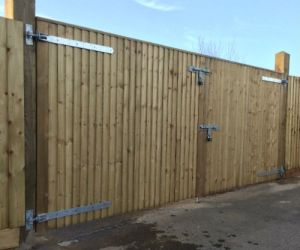 Closeboard gate 1.800h x 1.500w HEAVY FR